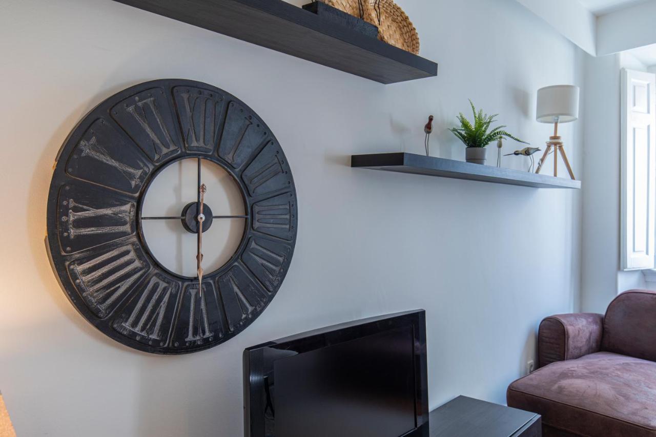 32 -Lovely 2 Bedroom Apt In Principe Real Лиссабон Экстерьер фото