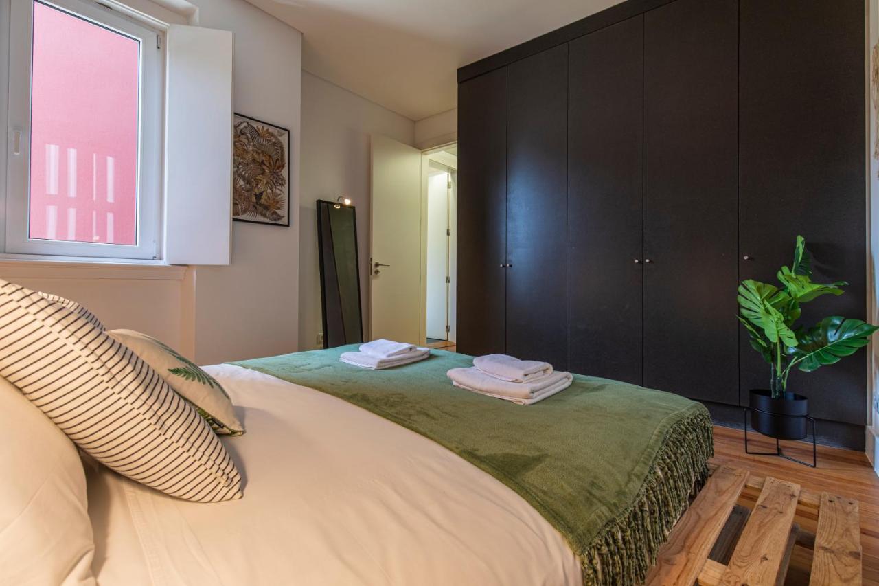 32 -Lovely 2 Bedroom Apt In Principe Real Лиссабон Экстерьер фото